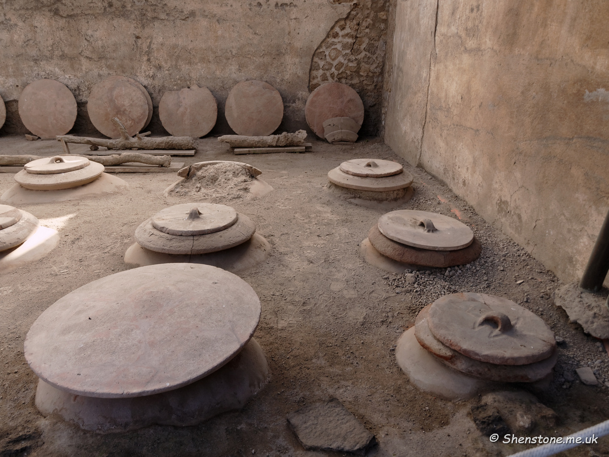 Storage urns at Boscoreale